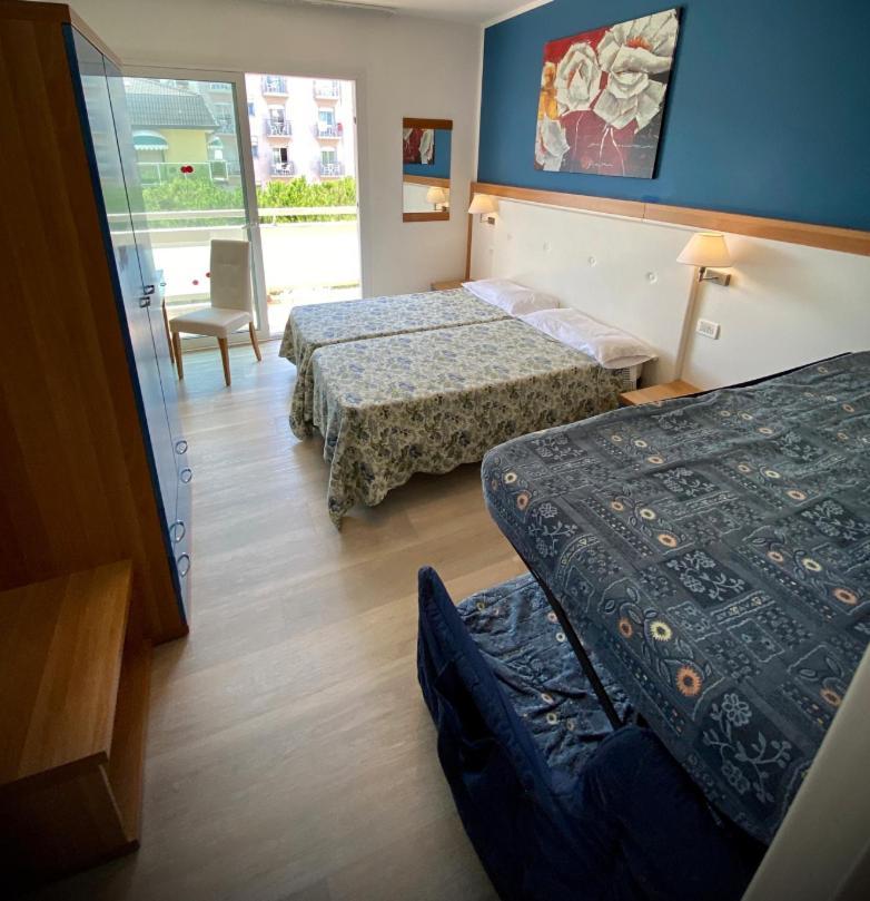 Hotel D'Annunzio Lido di Jesolo Buitenkant foto